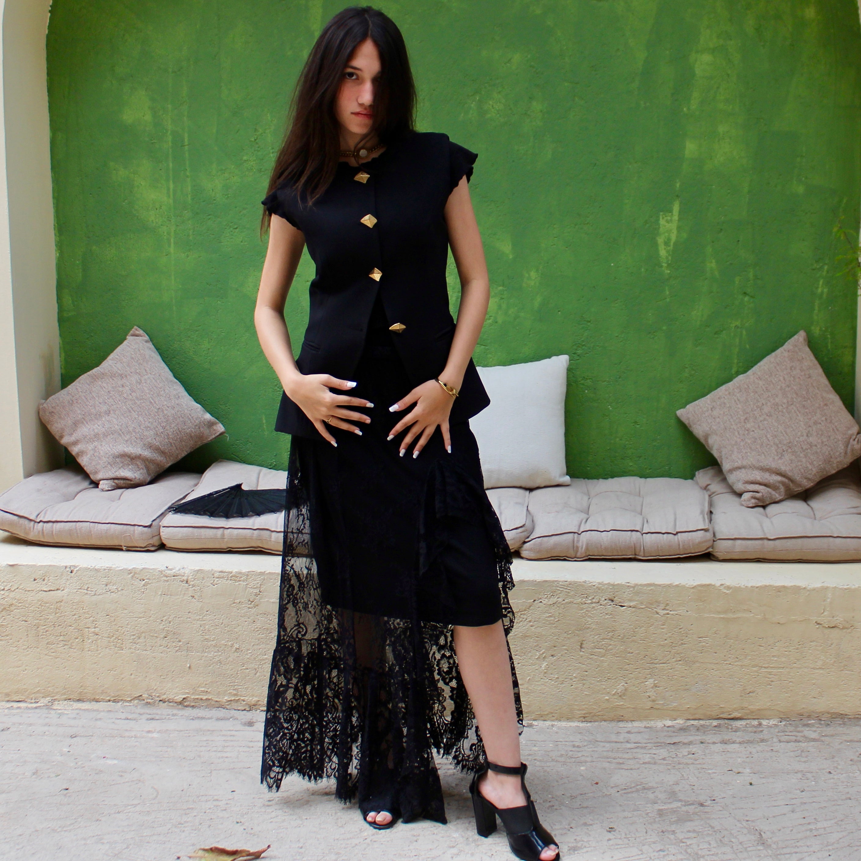 Lace skirt (black & white)