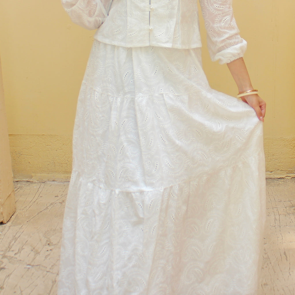 A Voile white skirt